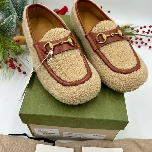 Men’s Gucci Horsebit ivory woolloafers size 9.5 made in Italy.